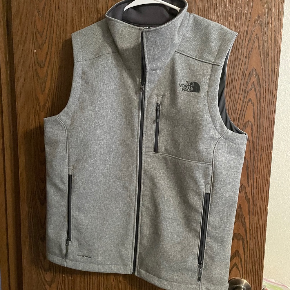Mens Under Armour Vest
